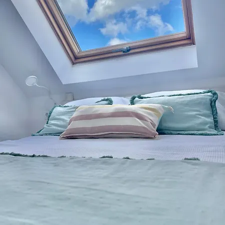 Piso En Calle Peatonal. *