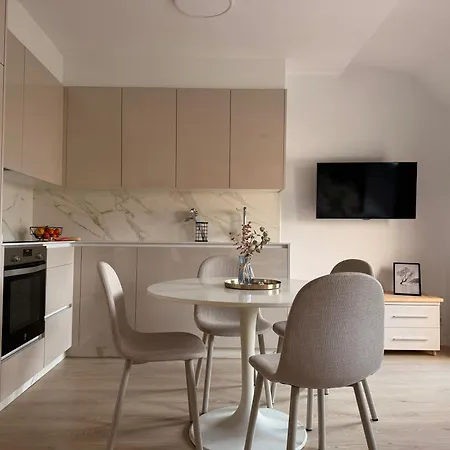 Piso En Calle Peatonal. 公寓